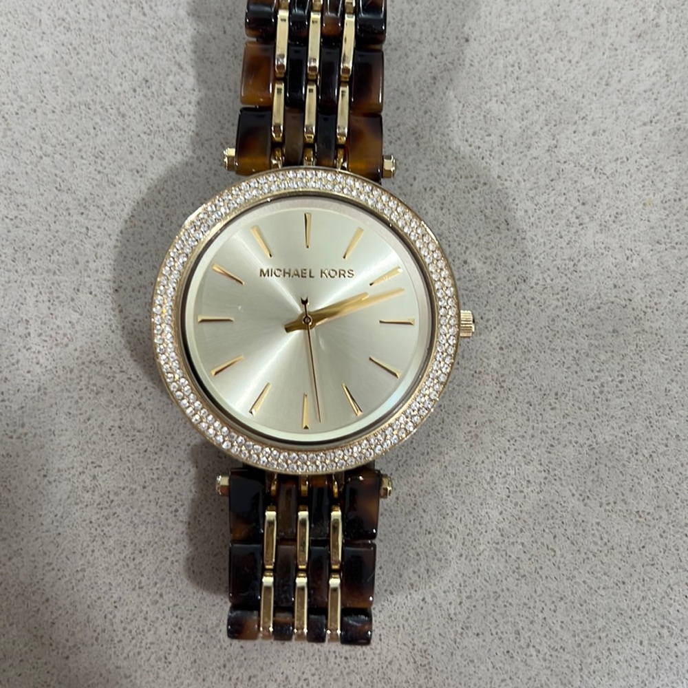 Michael kors watch
